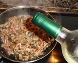 Foto del paso 4 de la receta: Champiñones salteados con beicon