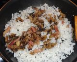 Foto del paso 1 de la receta: Timbal de arroz y champiñones con beicon