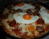 Foto del paso 8 de la receta: Pizza de arroz con chorizos y huevos