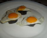 Foto del paso 3 de la receta: Bocaditos de morcilla con huevos de codorniz