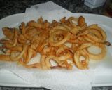 Foto del paso 3 de la receta: Calamares a la pimienta fritos