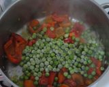 Foto del paso 4 de la receta: Pinto con guisantes y pimiento