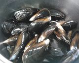 Foto del paso 1 de la receta: mejillones con copos de chile