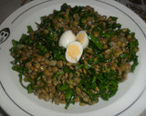 Foto del paso 5 de la receta: Ensalada de lentejas y espinacas frescas