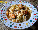 Foto del paso 6 de la receta: Mejillones guisados con garbanzos y berza