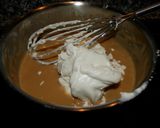 Foto del paso 3 de la receta: Copa de turrón de jijona, baileys y nata