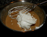 Foto del paso 3 de la receta: Copa de turrón de jijona, baileys y nata