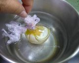 Foto del paso 8 de la receta: Nido de huevo escalfado,ajos frescos y pimientos