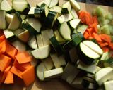 Foto del paso 1 de la receta: Crema de calabacín y calabaza al garam masala