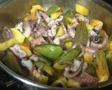 Foto del paso 9 de la receta: Estofado de pulpo con alcachofas
