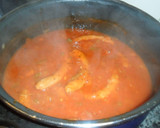 Foto del paso 9 de la receta: Polenta con queso cremoso y salchichas en salsa de tomate