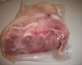 Foto del paso 1 de la receta: Codillo en salmuera al horno