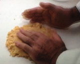 Foto del paso 4 de la receta: Mazapán para el tortel de reyes