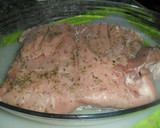 Foto del paso 1 de la receta: Cerdo relleno de jamón, queso y dátiles