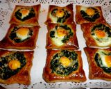 Foto del paso 6 de la receta: Hojaldres de espinacas y huevos de codorniz