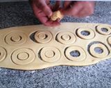 Foto del paso 5 de la receta: Donuts glaseados