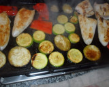 Foto del paso 4 de la receta: Calamares y verduras a la plancha con zumo de limón