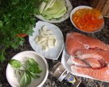 Foto del paso 1 de la receta: Salmón con pimientos variados