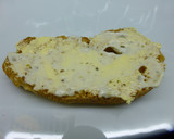 Foto del paso 1 de la receta: Canapé de bacalao ahumado y caviar rojo