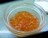 Foto del paso 3 de la receta: Canapé de bacalao ahumado y caviar rojo