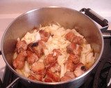 Foto del paso 5 de la receta: Guiso de garbanzos, costillas, longaniza y huevo