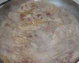 Foto del paso 3 de la receta: Chuletas de pavo con champiñones