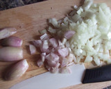 Foto del paso 2 de la receta: Arroz basmati con champiñones Portobello y echallotes