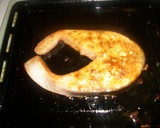 Foto del paso 2 de la receta: Salmón al horno al curry de madrás