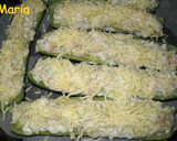 Foto del paso 5 de la receta: Calabacines rellenos de queso fresco batido y atún en escabeche