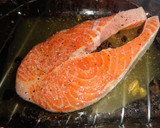 Foto del paso 1 de la receta: Salmón a la naranja con salsa de espárragos