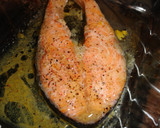 Foto del paso 2 de la receta: Salmón a la naranja con salsa de espárragos
