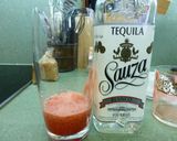 Foto del paso 2 de la receta: Cóctel rojo tequila para San Valentín