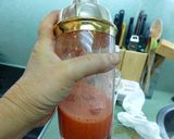Foto del paso 3 de la receta: Cóctel rojo tequila para San Valentín