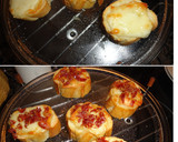 Foto del paso 4 de la receta: Tostas de queso y virutas de jamón ibérico