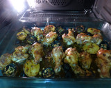 Foto del paso 7 de la receta: Alitas de pollo con patatas y champiñones