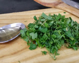 Foto del paso 3 de la receta: Salsa de tomate con hierbas