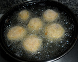 Foto del paso 6 de la receta: Bolitas de arroz con jamón y queso