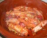 Foto del paso 1 de la receta: Cazuela de costillas adobadas con garbanzos