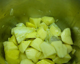 Foto del paso 1 de la receta: Bacalao con patatas y pimiento rojo
