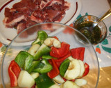 Foto del paso 3 de la receta: Brochetas de cerdo y manzanas