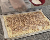 Foto del paso 5 de la receta: Coca de chicharrones