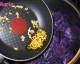 Foto del paso 3 de la receta: Ensalada templada de lombarda y naranja