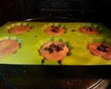 Foto del paso 5 de la receta: Magdalenas de naranja con chocolate