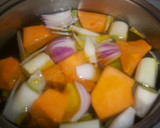 Foto del paso 1 de la receta: Crema de calabaza con anchoas