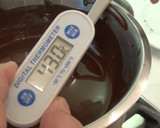 Foto del paso 2 de la receta: Templado del chocolate