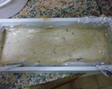 Foto del paso 4 de la receta: Postre helado con Oreos, dulce de leche y merengues