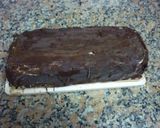 Foto del paso 7 de la receta: Postre helado con Oreos, dulce de leche y merengues