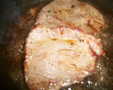 Foto del paso 2 de la receta: Filetes de ternera en salsa con almendras