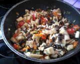Foto del paso 1 de la receta: Berenjenas con verduritas y bacon