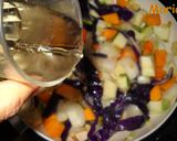 Foto del paso 2 de la receta: Risotto con nabos y pasas